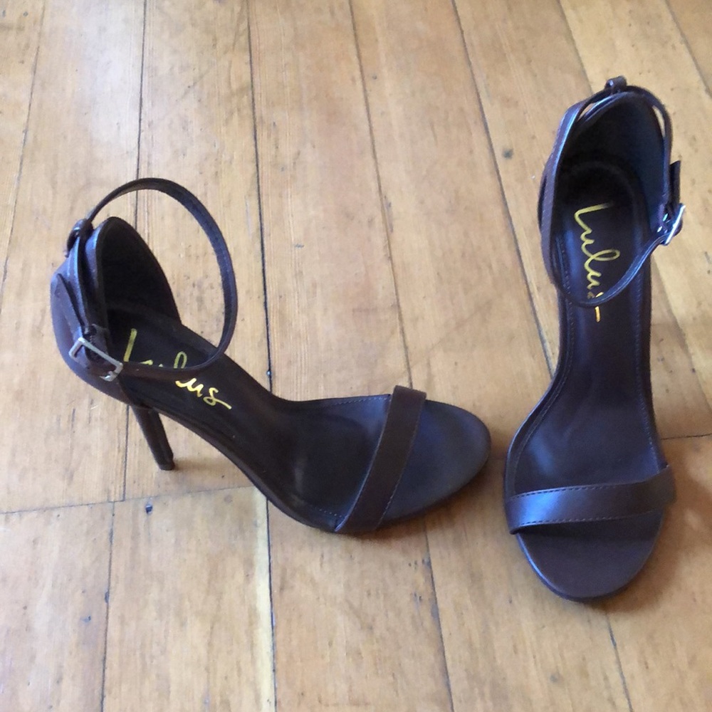 Lulu’s heels - Picture 2 of 4